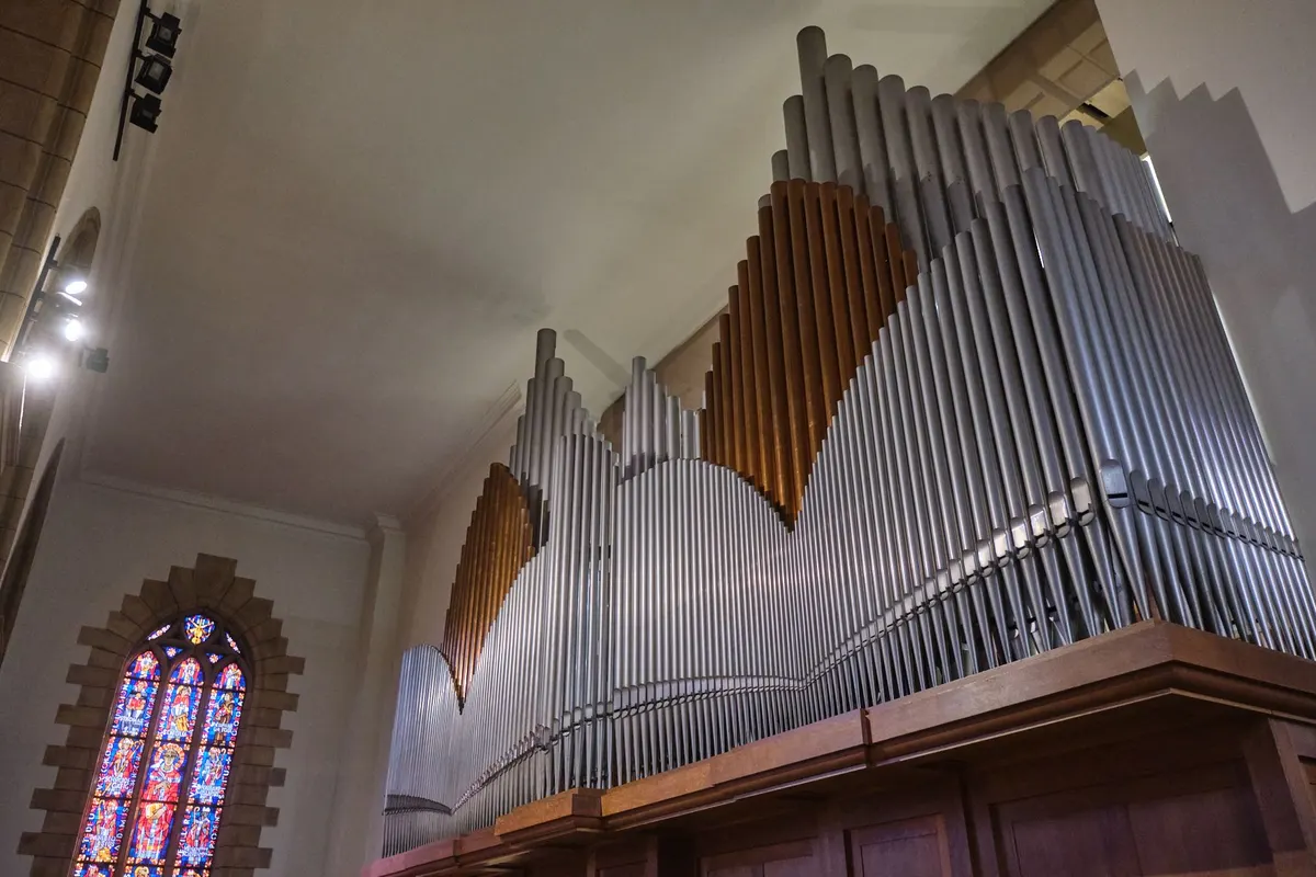 Audition d'orgue dans une église du Sud luxembourgeois